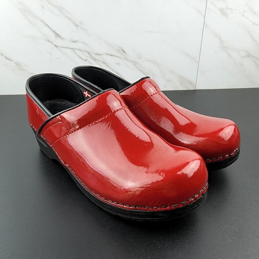 Sanita Pro Patent Leather Red Clogs EU39